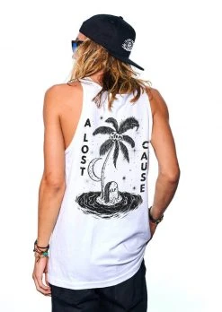 A Lost Cause Strandead Tank